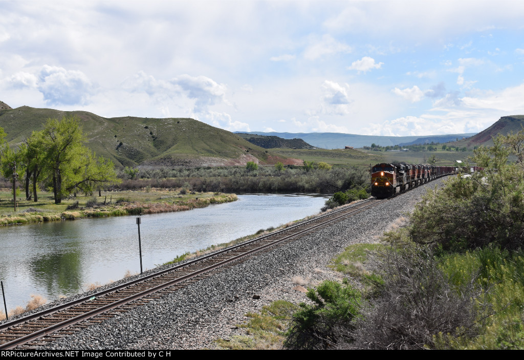 BNSF 5457/NS 7680/BNSF 5741/6102/3899/CN 2311/BNSF 8963/9976/9880